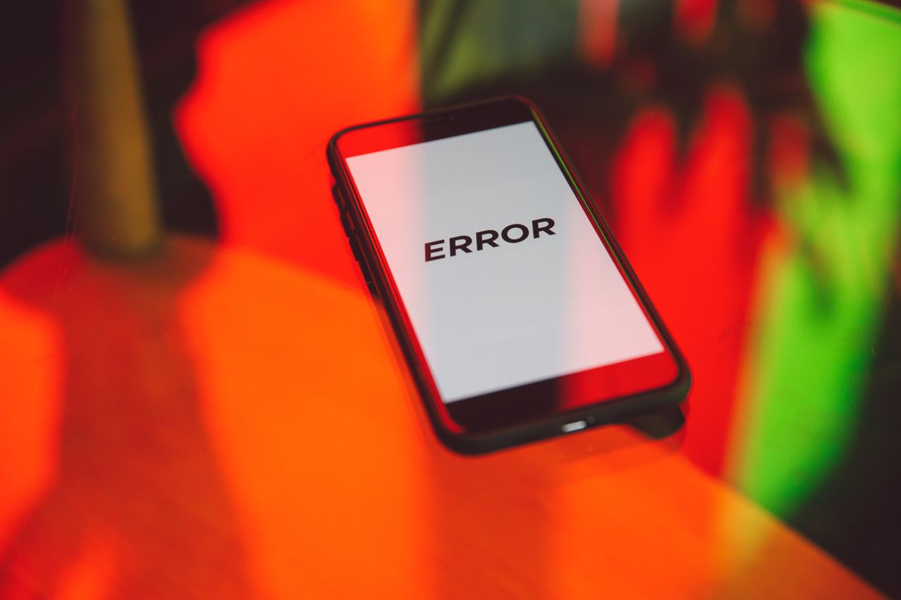 error on a phone screen